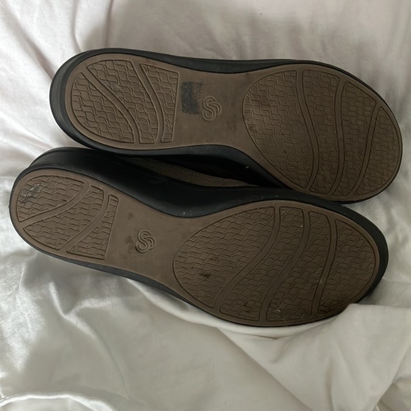 Clark’s Cloudsteppers slip on comfort casual loafers 7.5 M - Picture 6 of 6